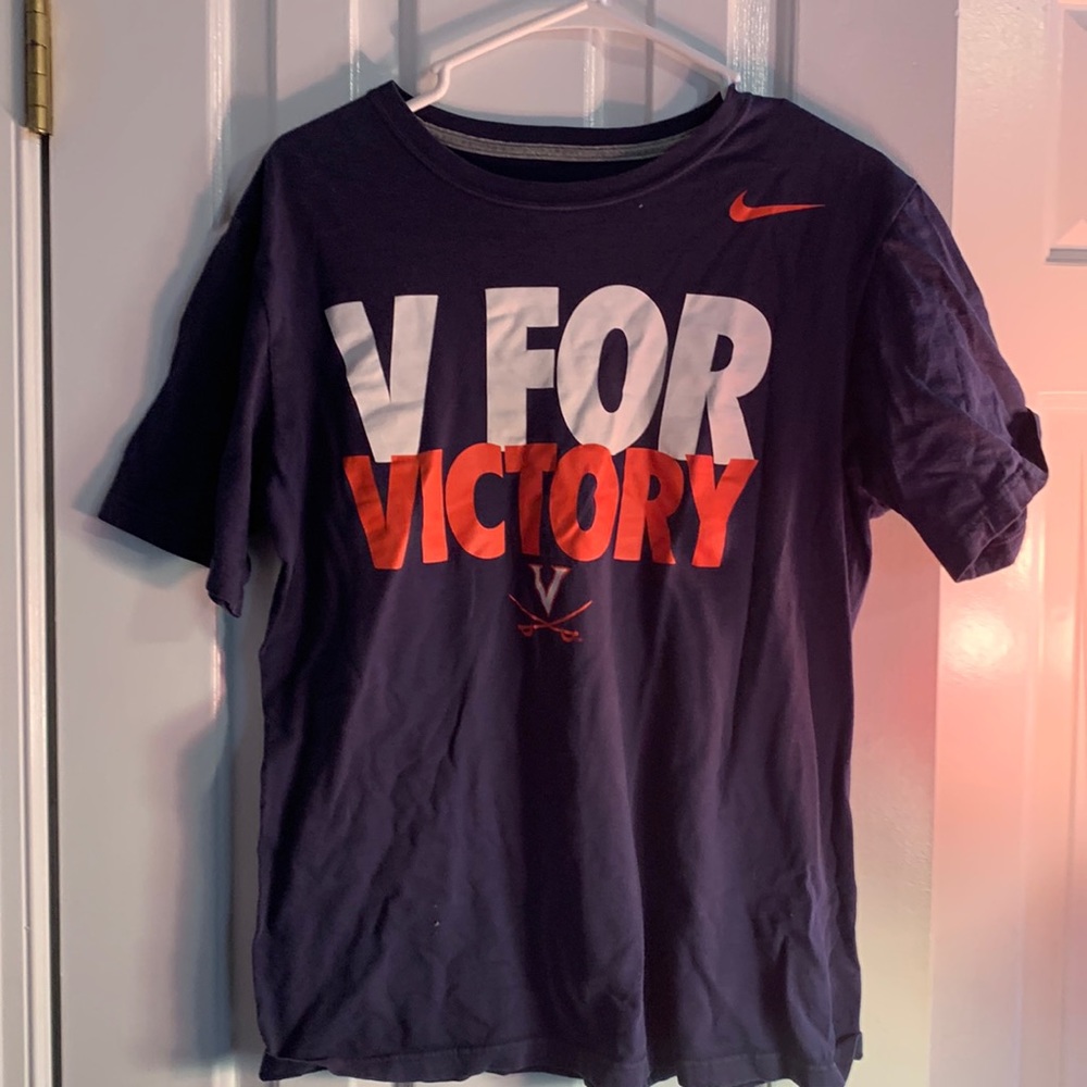 University of Virginia Nike used t shirt. Size medium